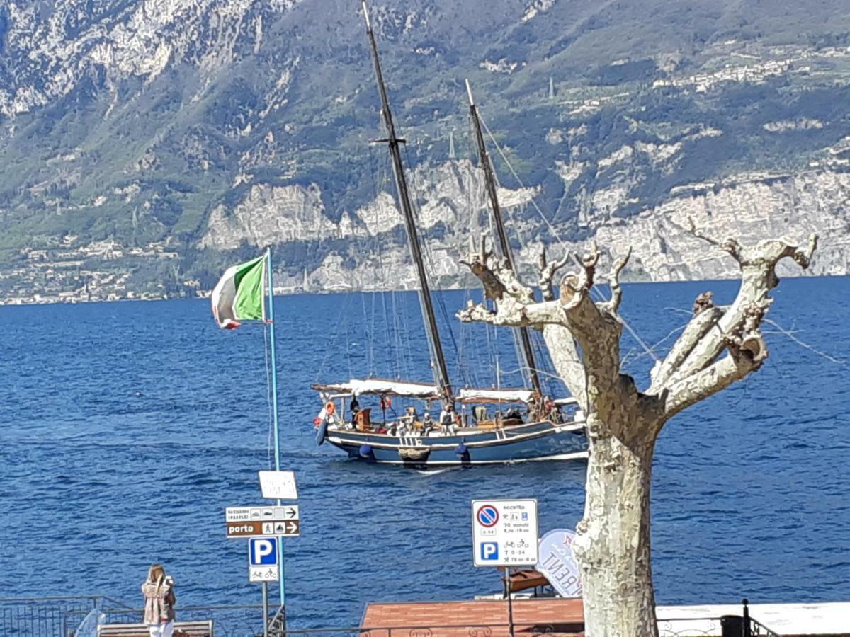 Casa Vacanze Ester Brenzone sul Garda Esterno foto